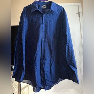 Van Heusen Navy Pinstripe Button-Up Shirt
